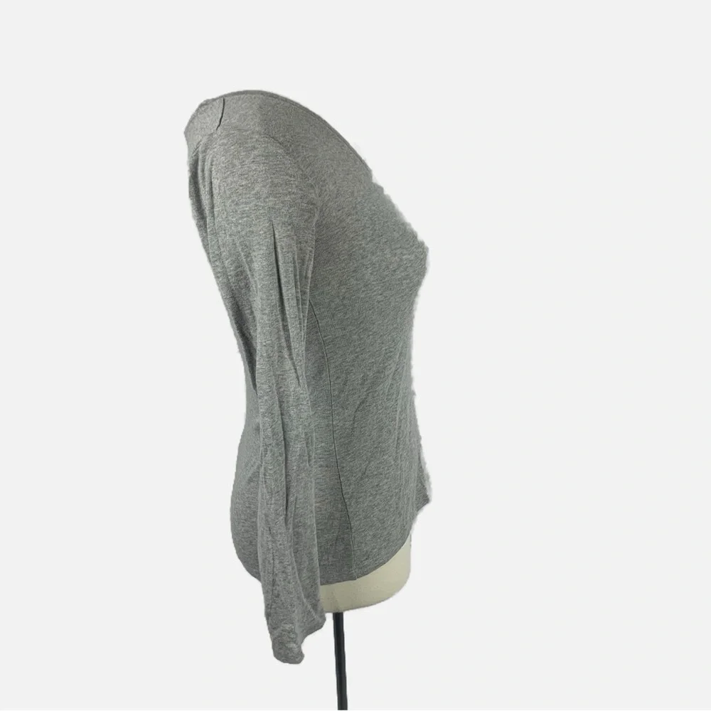 GAP Supersoft V-Neck Long Sleeve Tee (XS) – Pima Cotton Modal, Light Grey - Picture 2 of 8